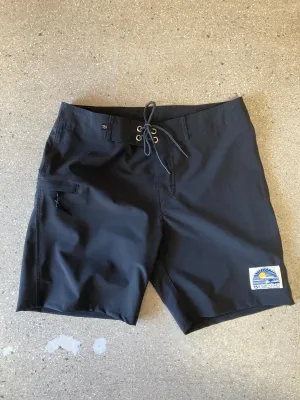 15th St Boardshorts 17"  BLACK