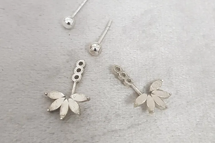 Floral Gold Ear Jacket