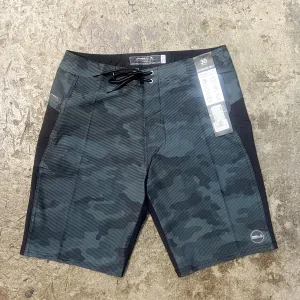O'NEILL   TRVLR ENDURO 20" BOARDSHORTS