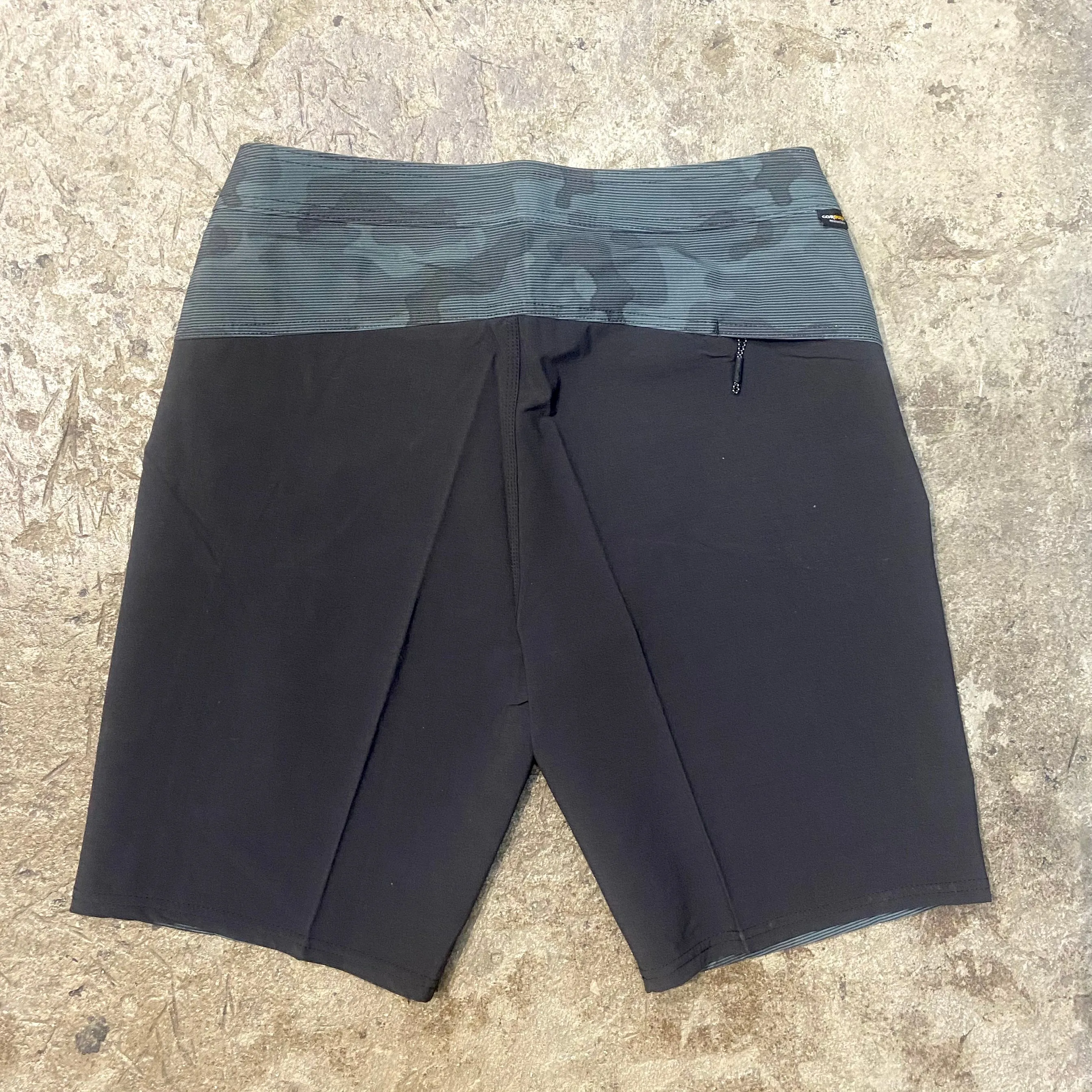 O'NEILL   TRVLR ENDURO 20" BOARDSHORTS