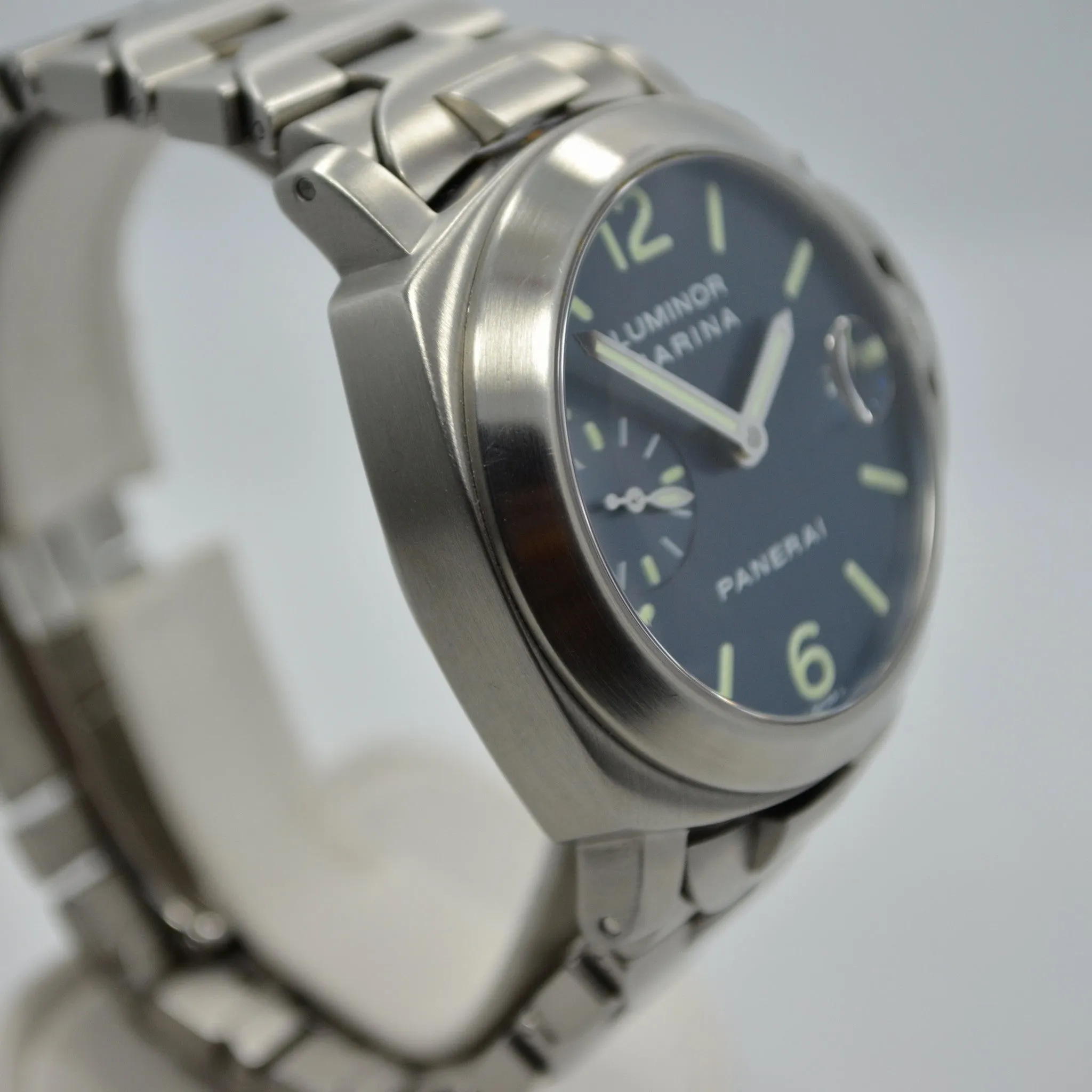 Panerai Luminor Marina PAM 120 Blue Steel Automatic Wristwatch