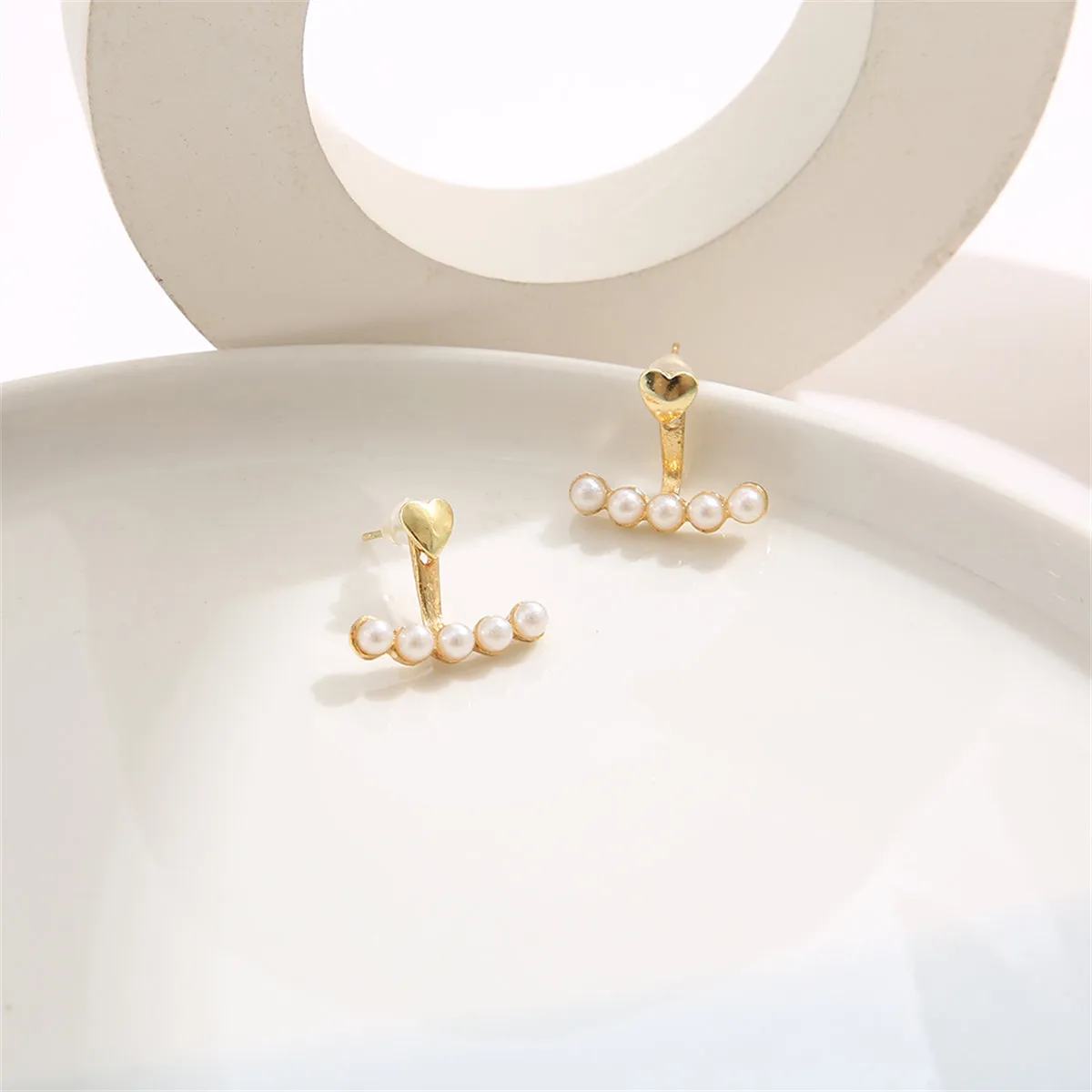 Pearl & 18K Gold-Plated Heart Ear Jackets