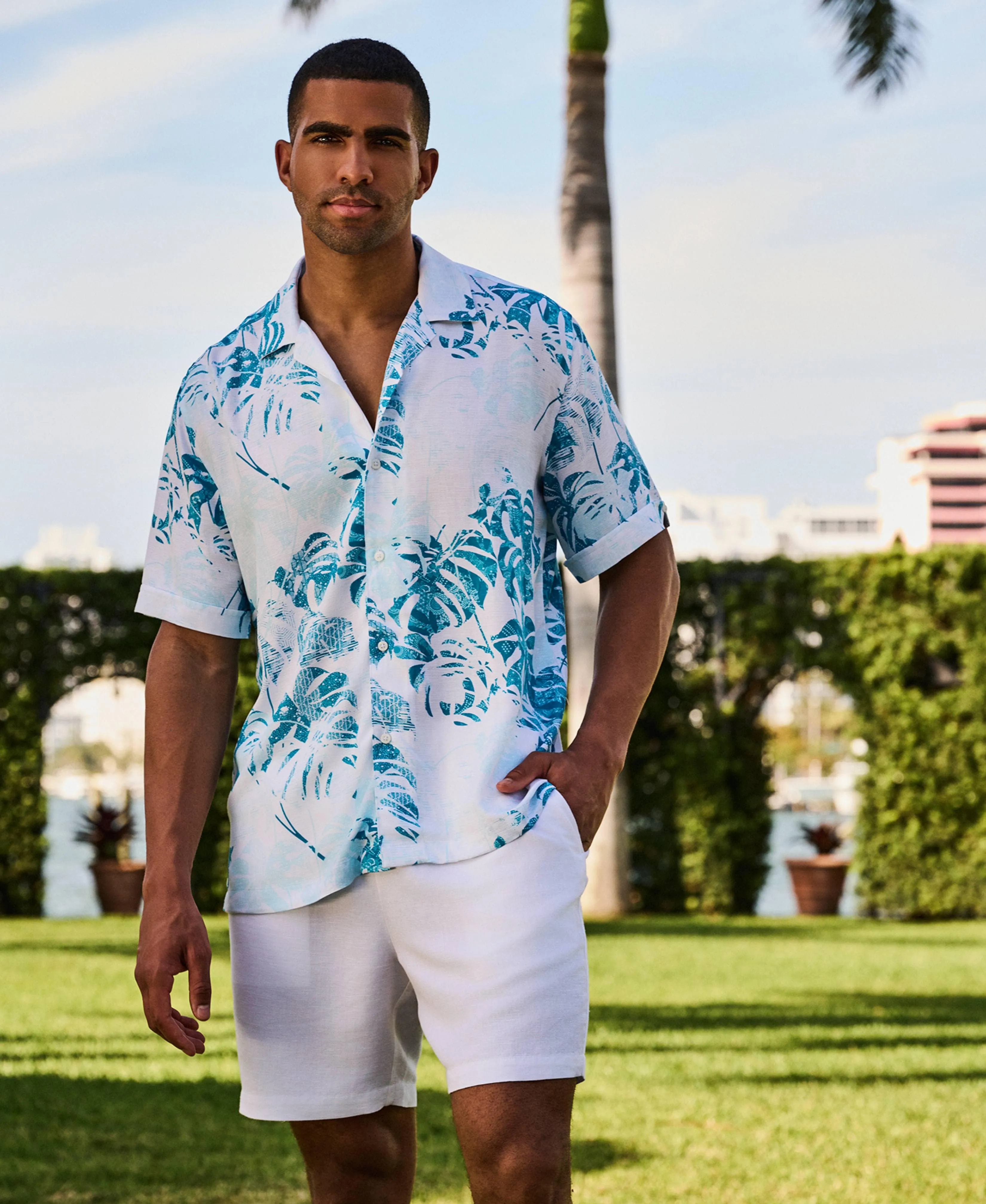 Textured Geometric Palm Print Shirt