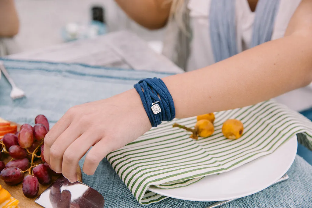 Threads for Hope Bracelet / Blue Violet