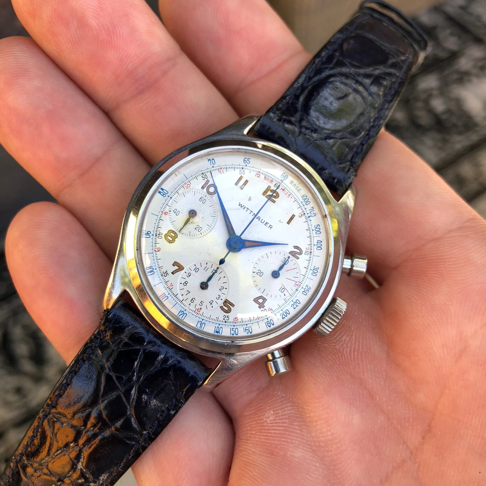 Vintage Wittnauer 800 Steel Chronograph Valjoux 72 35mm Wristwatch Circa 1960's